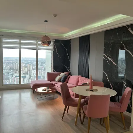 Pinky Sky Smart 30th 아파트 *
